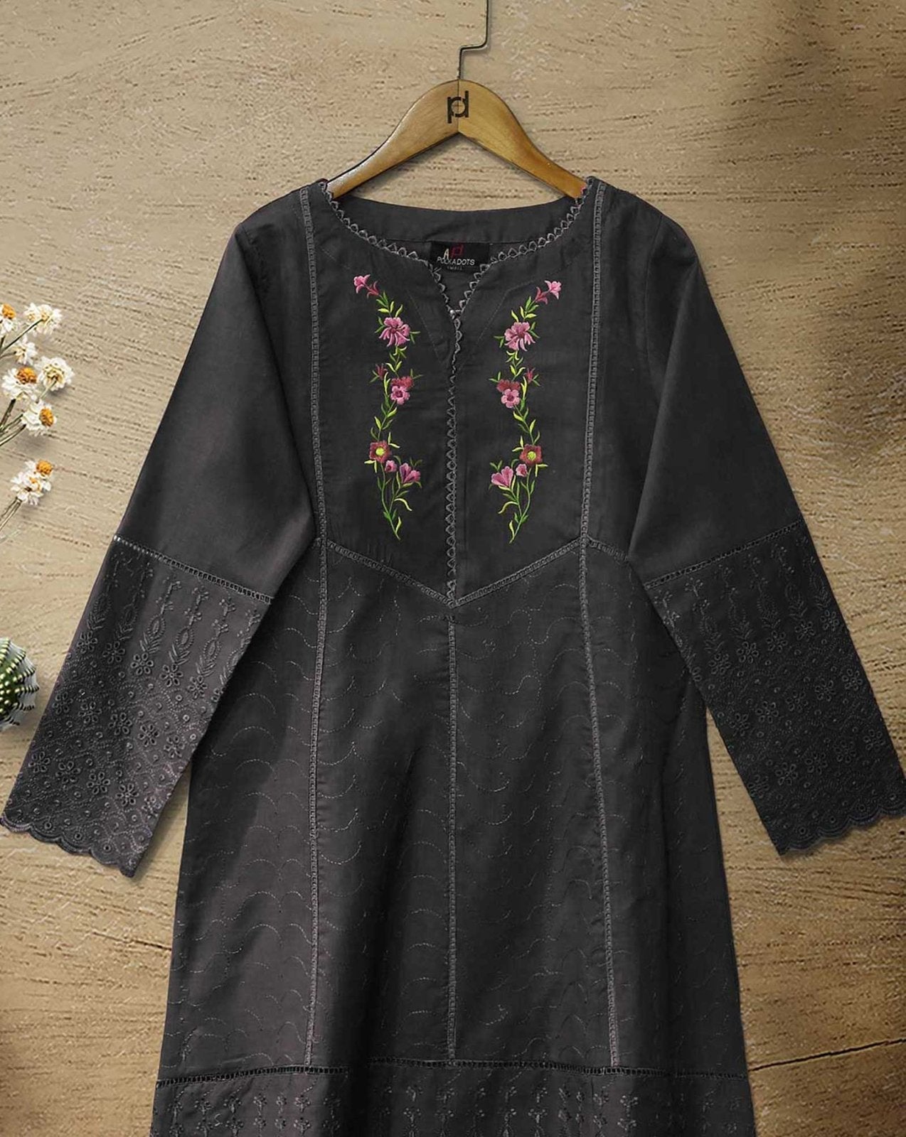 CHIKANKARI KURTI - Polkadots - 12810PD-217049 - CHIKANKARI KURTI