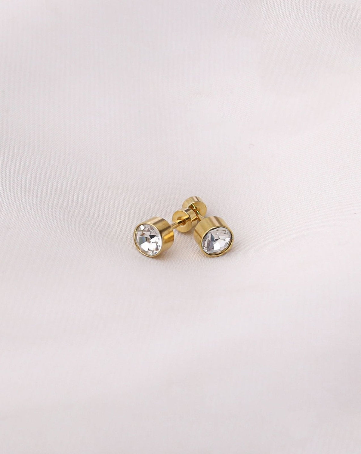 FANCY STUDS EARINGS - Polkadots - 14205NJ - 224396 - FANCY STUDS EARINGS