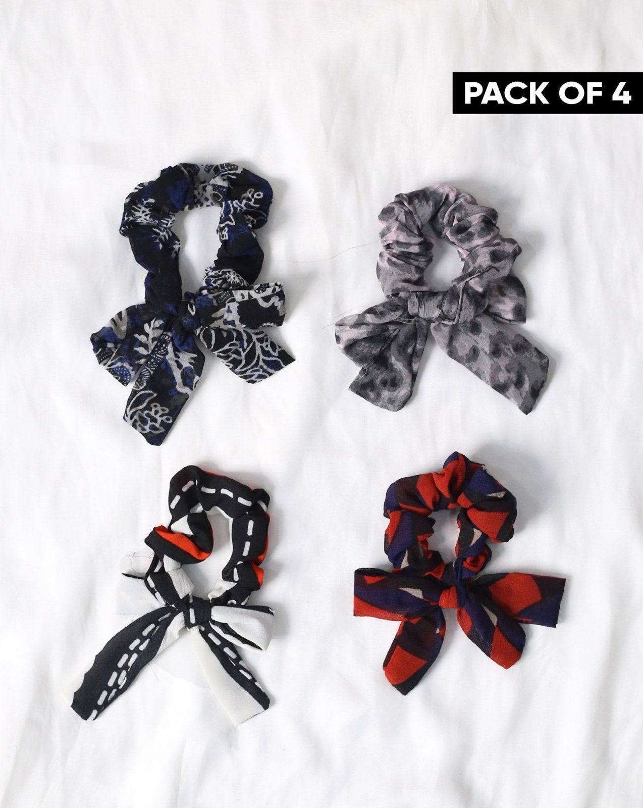 | PACK OF 4 PLAIN SCRUNCHIES | - Polkadots - 12626RFPACK14-213932 - | PACK OF 4 PLAIN SCRUNCHIES |